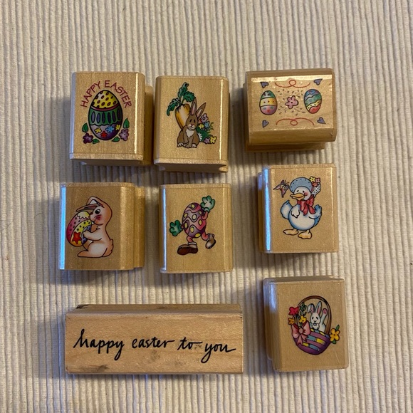 Lot of 8 Small Easter Themed Wood Mounted Stamps - Picture 5 of 6